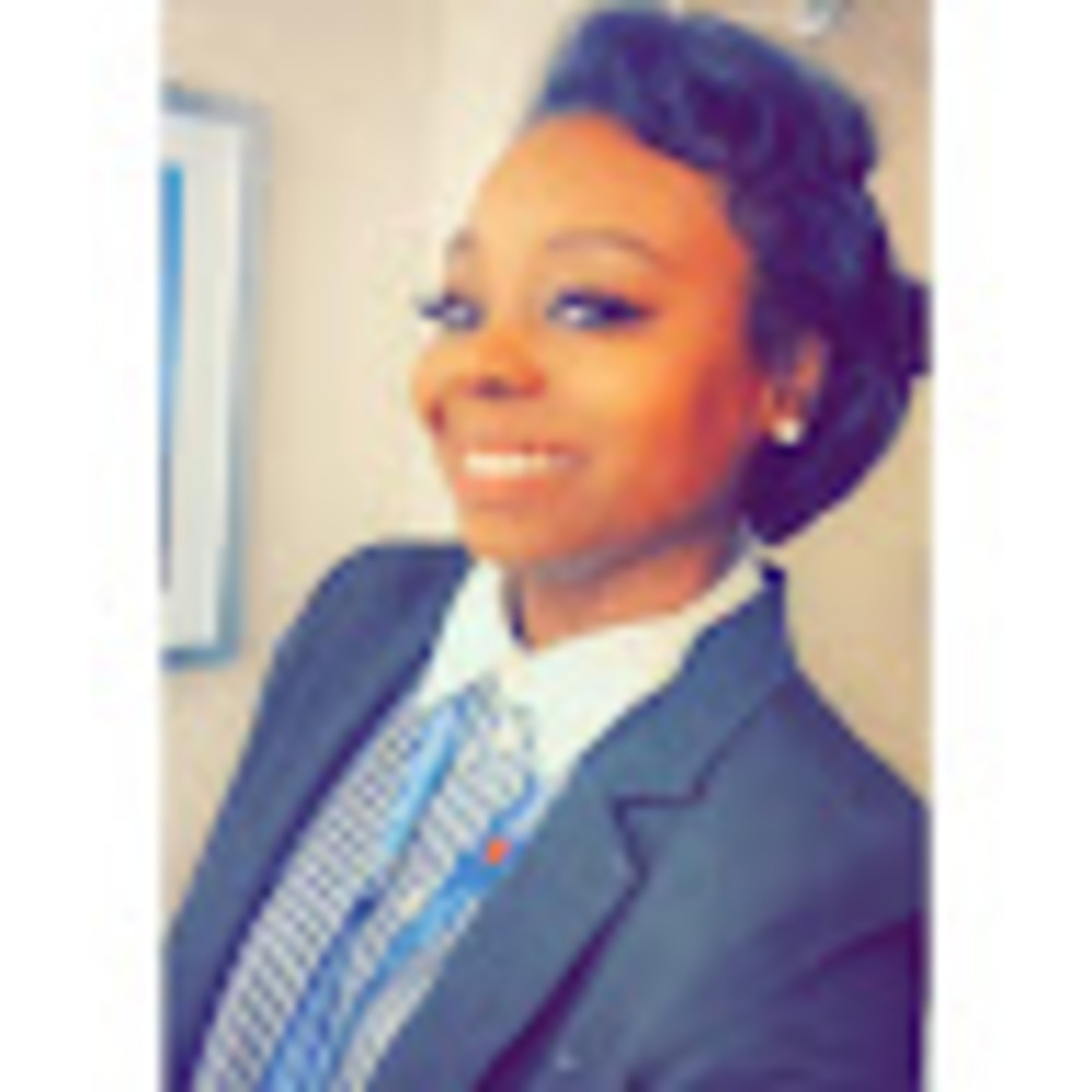 Meet your Posher, Renee